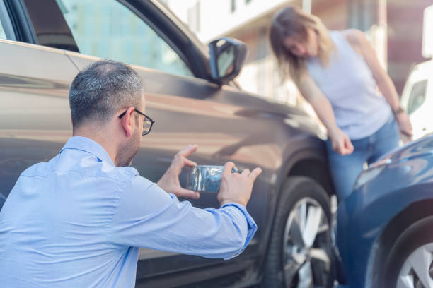 Professional Sr22 Insurance technician working in Lee's Summit, MO